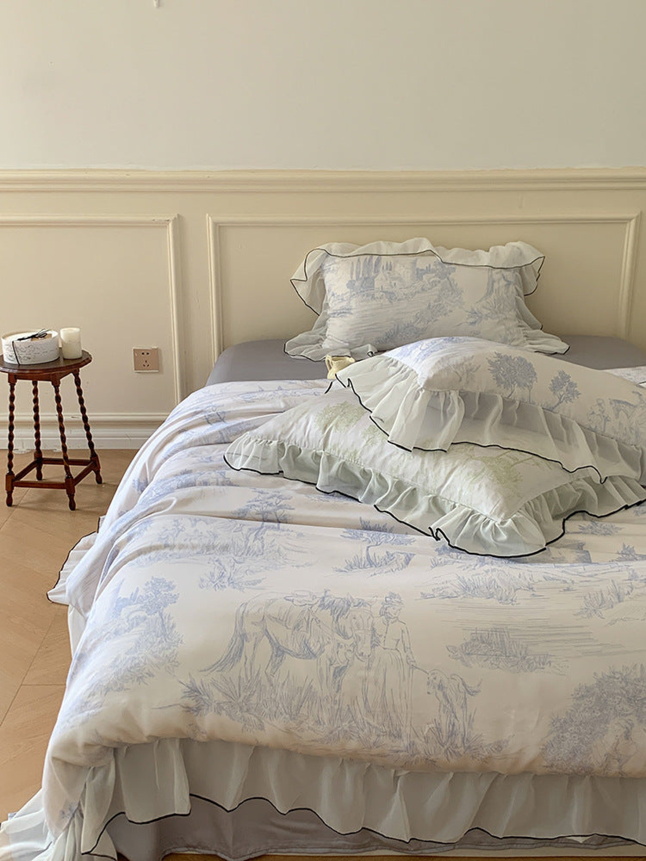Victorian Inspired Soft Lace Ruffle Bedding Set - Green