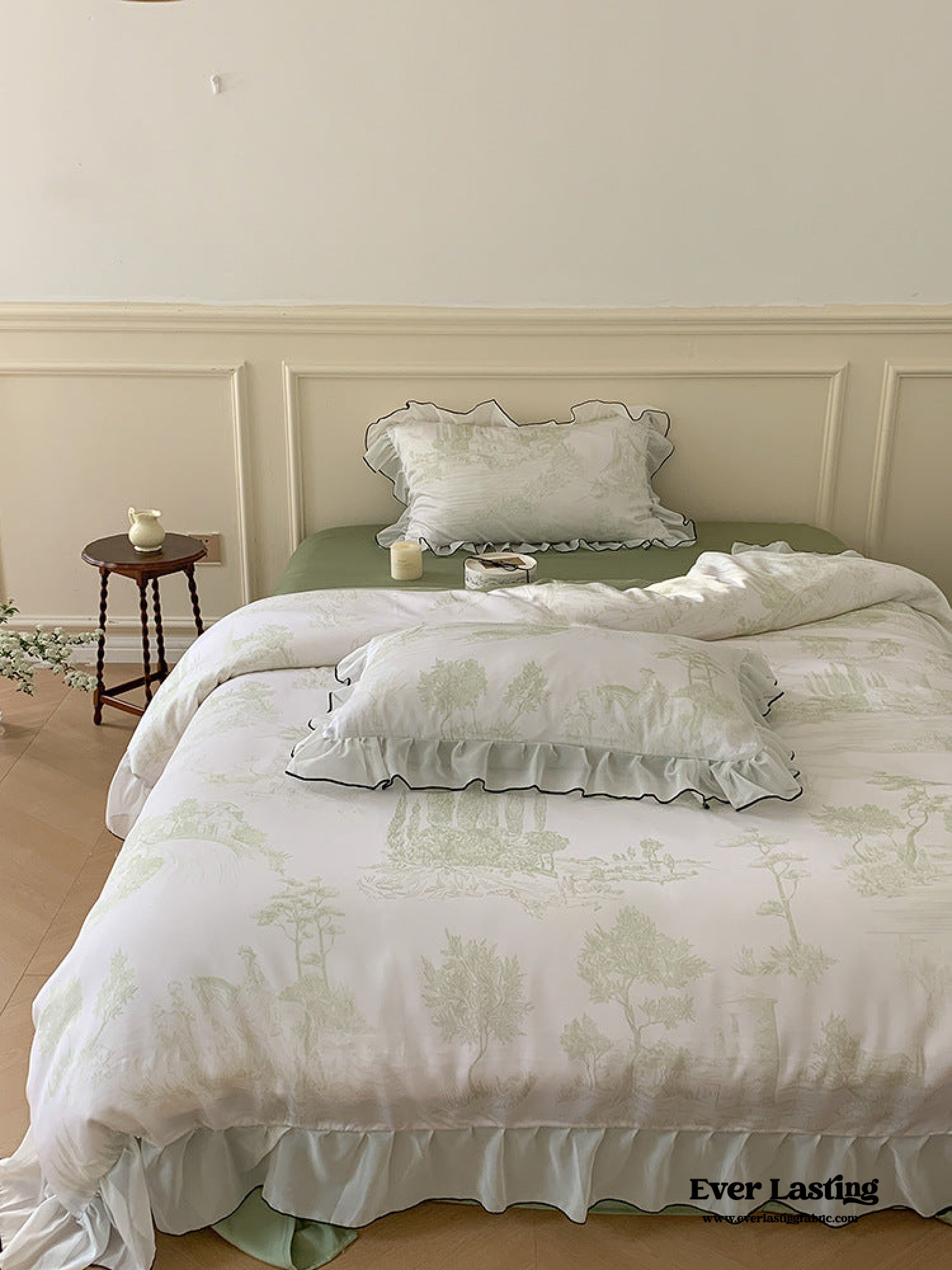 Victorian Inspired Soft Lace Ruffle Bedding Set - Purple