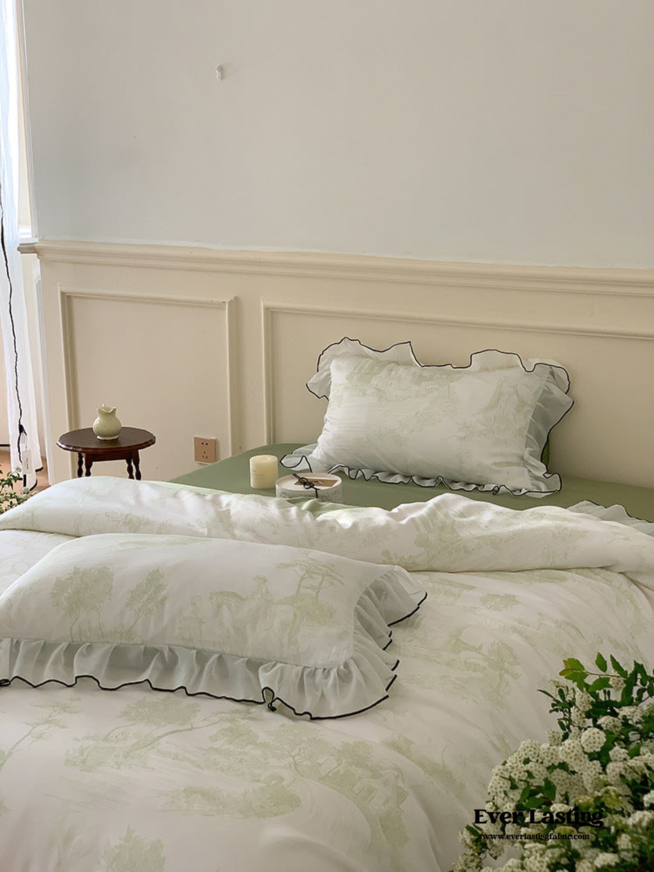 Victorian Inspired Soft Lace Ruffle Bedding Set - Purple