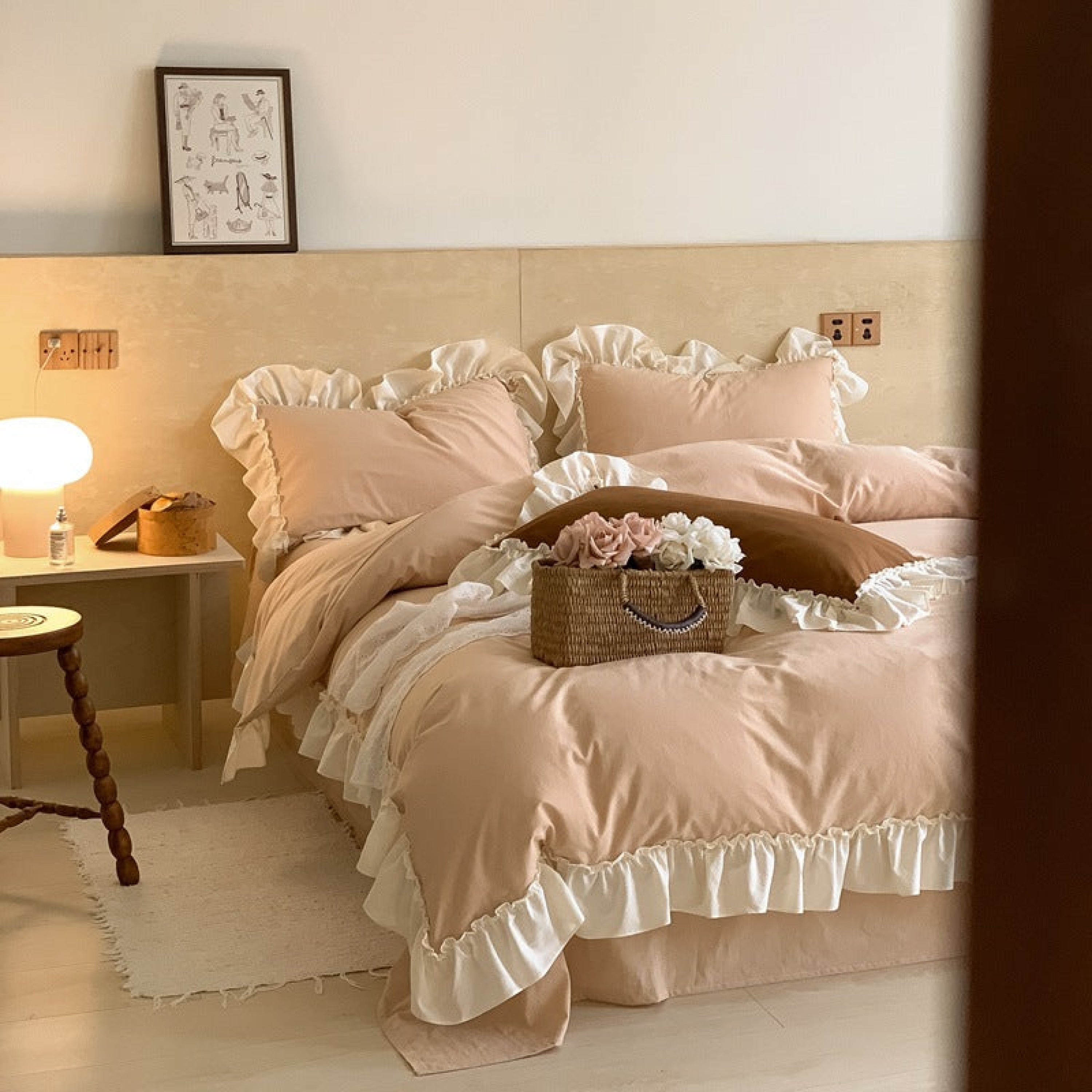 Vintage Earth Tone Large Ruffle Bedding Bundle
