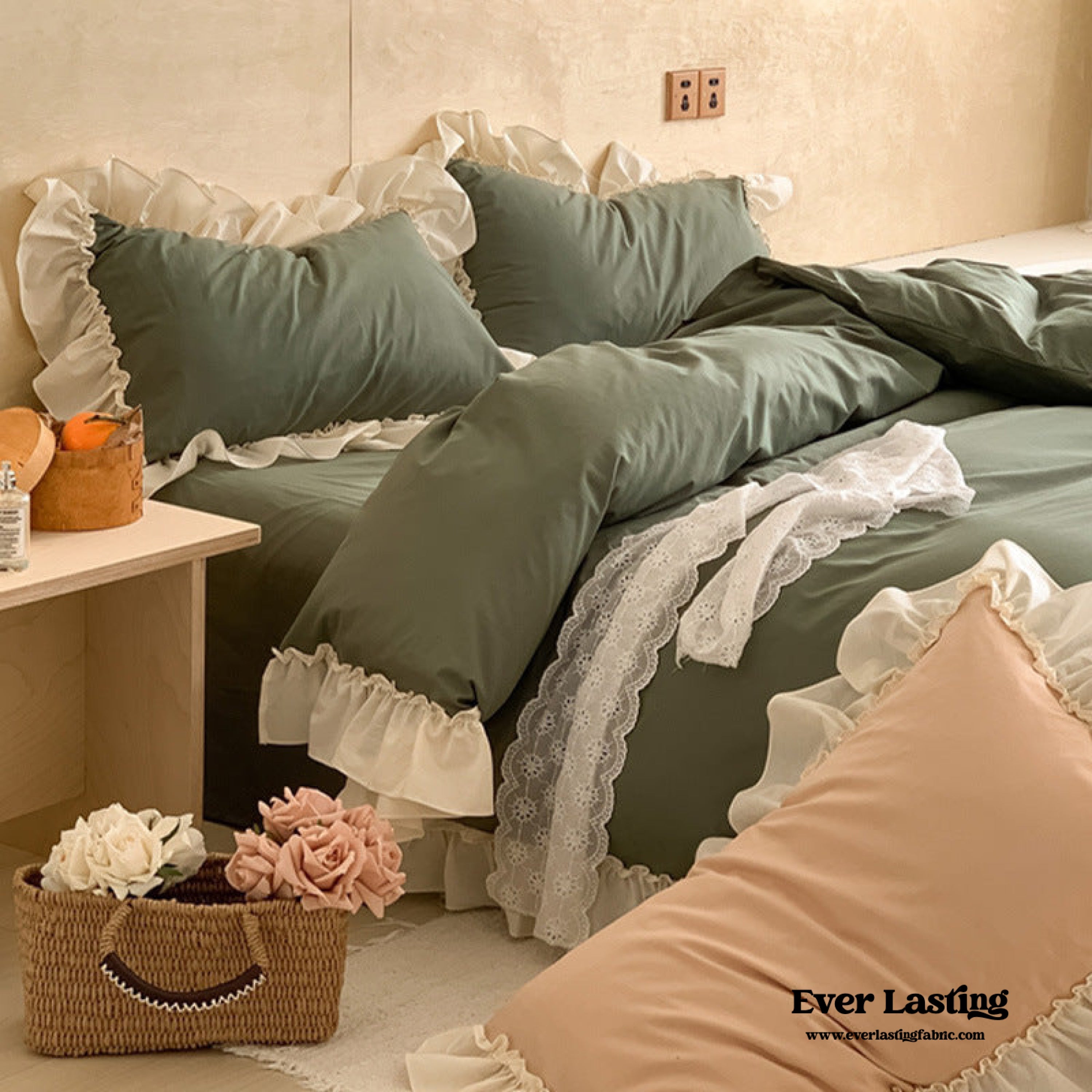 Vintage Earth Tone Large Ruffle Bedding Set - Light Blue