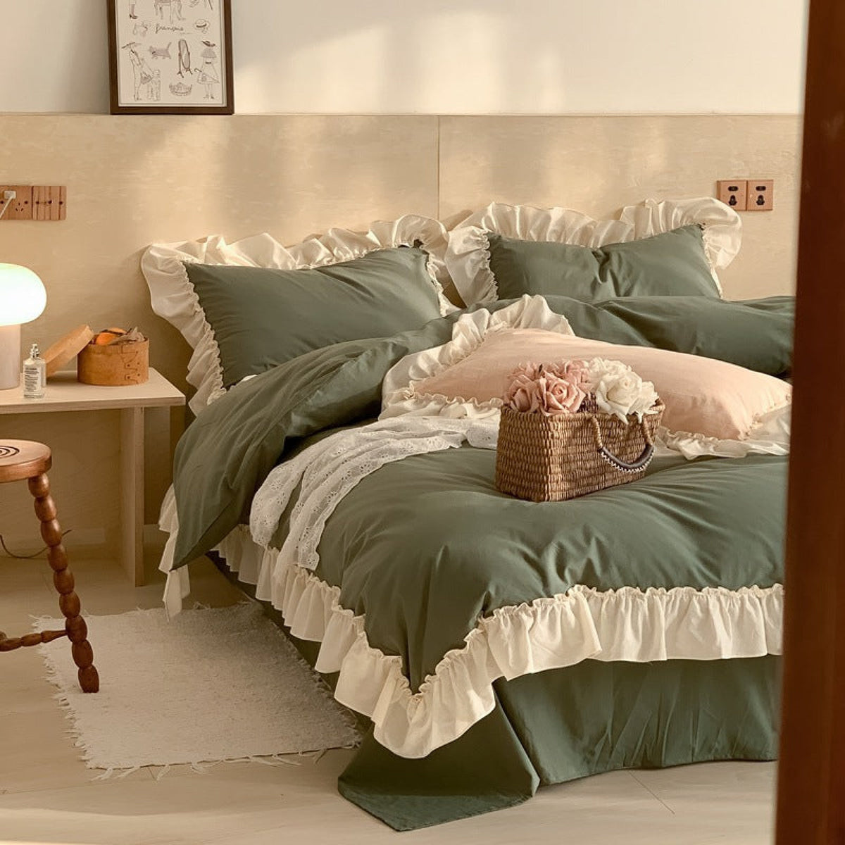 Vintage Earth Tone Large Ruffle Bedding Set - Moss Green