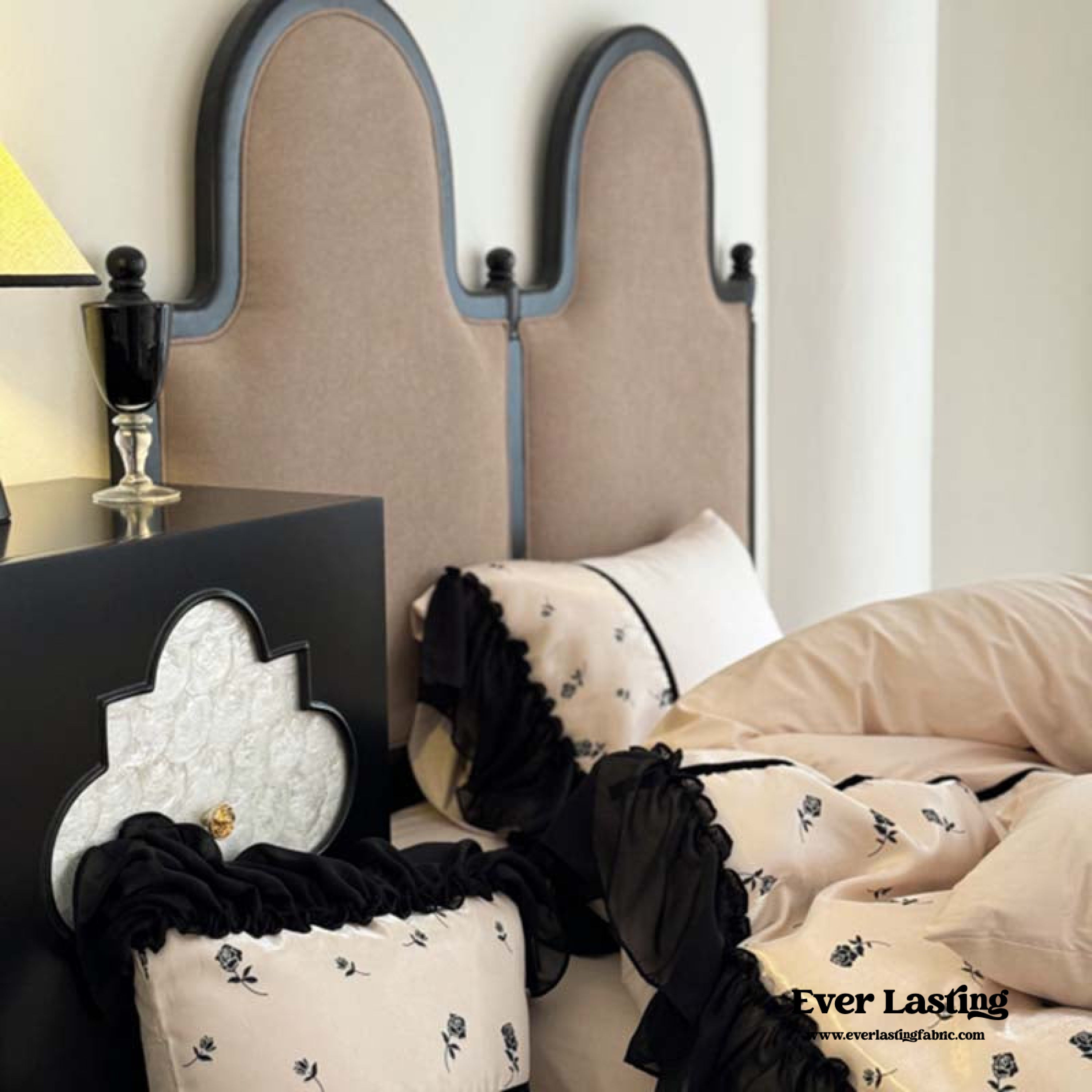 Vintage Inspired Silky Floral Ruffle Bedding Set - Black Pink