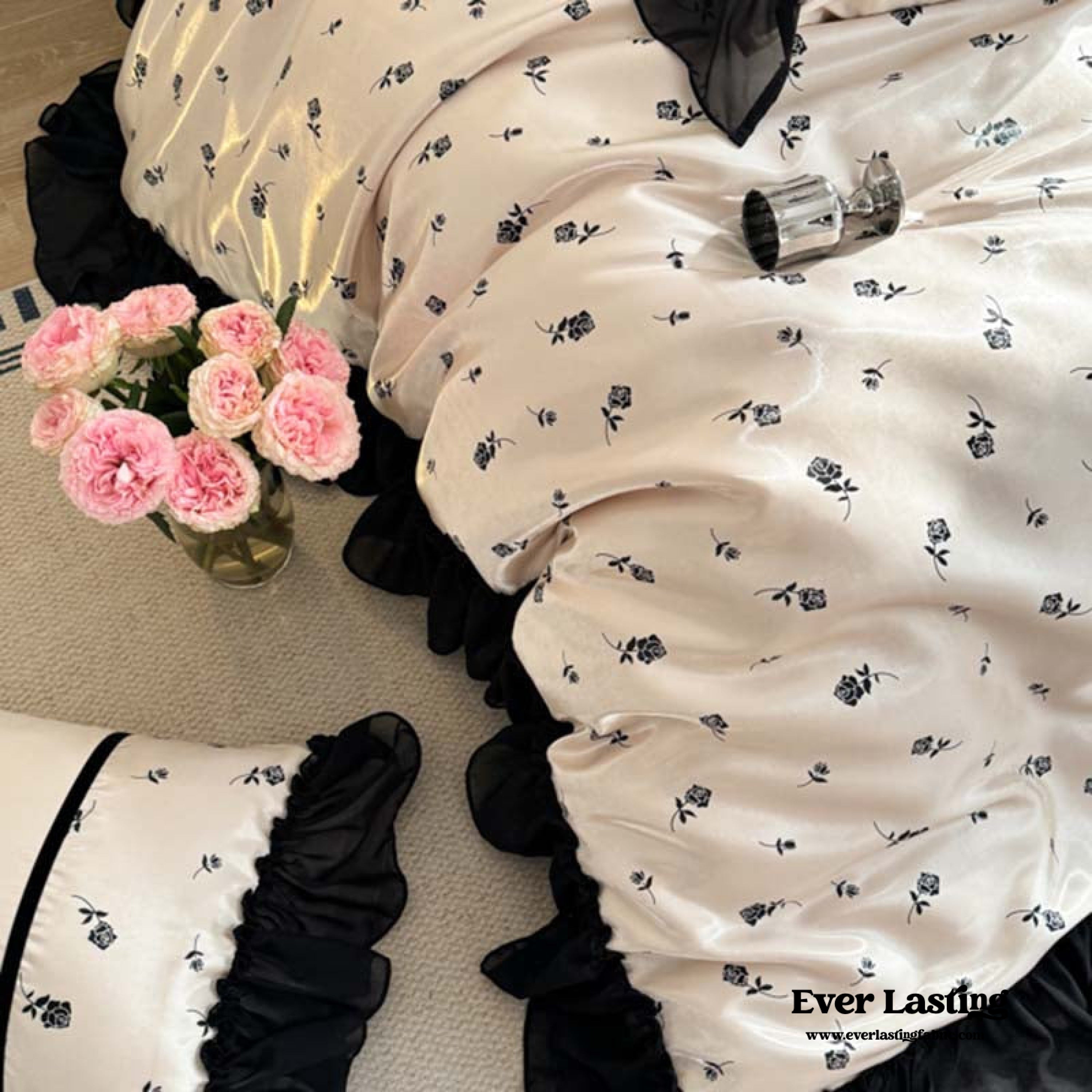 Vintage Inspired Silky Floral Ruffle Bedding Set - Black Pink