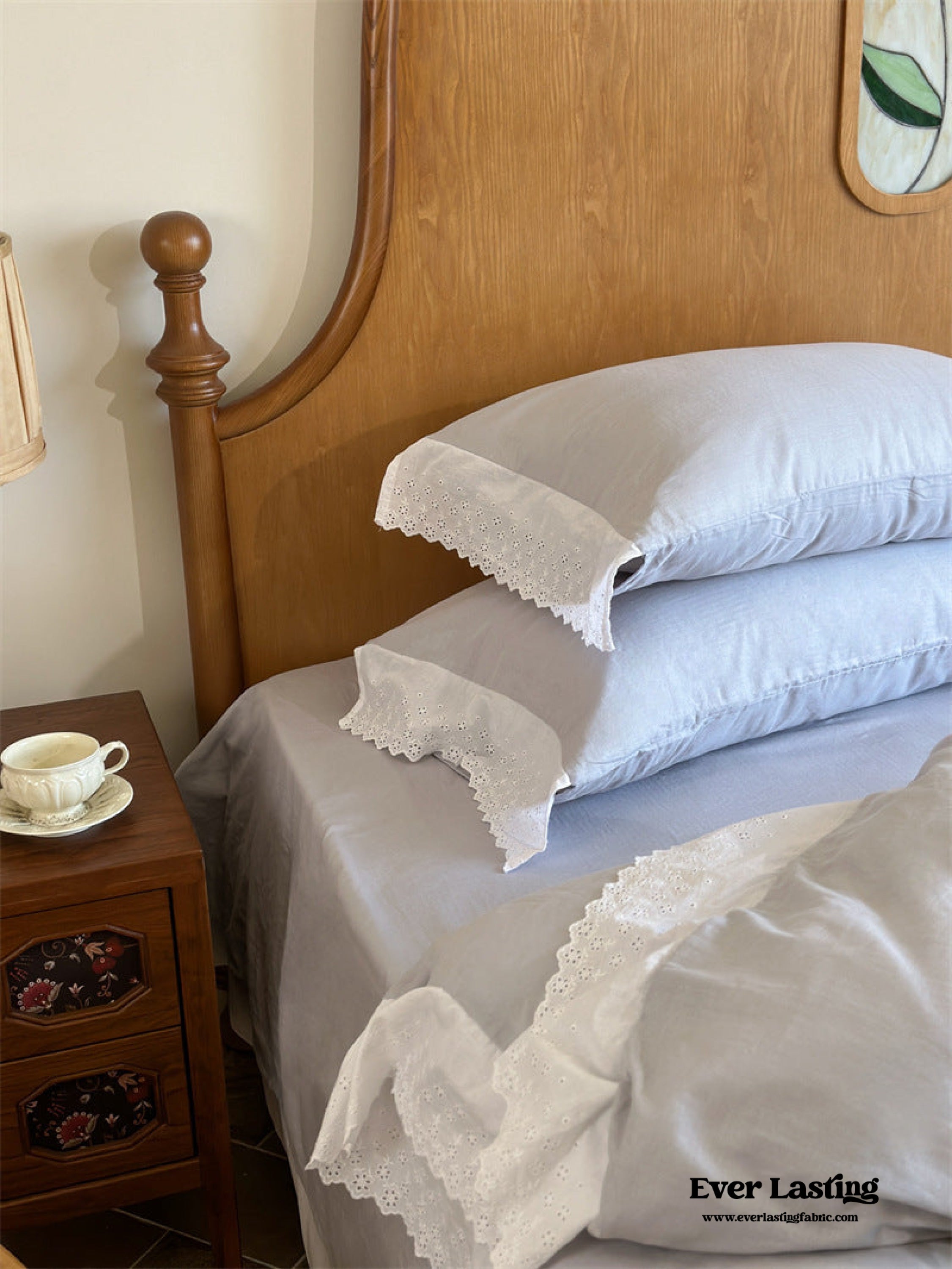 White Ruffle Lace Bedding Set - Pink
