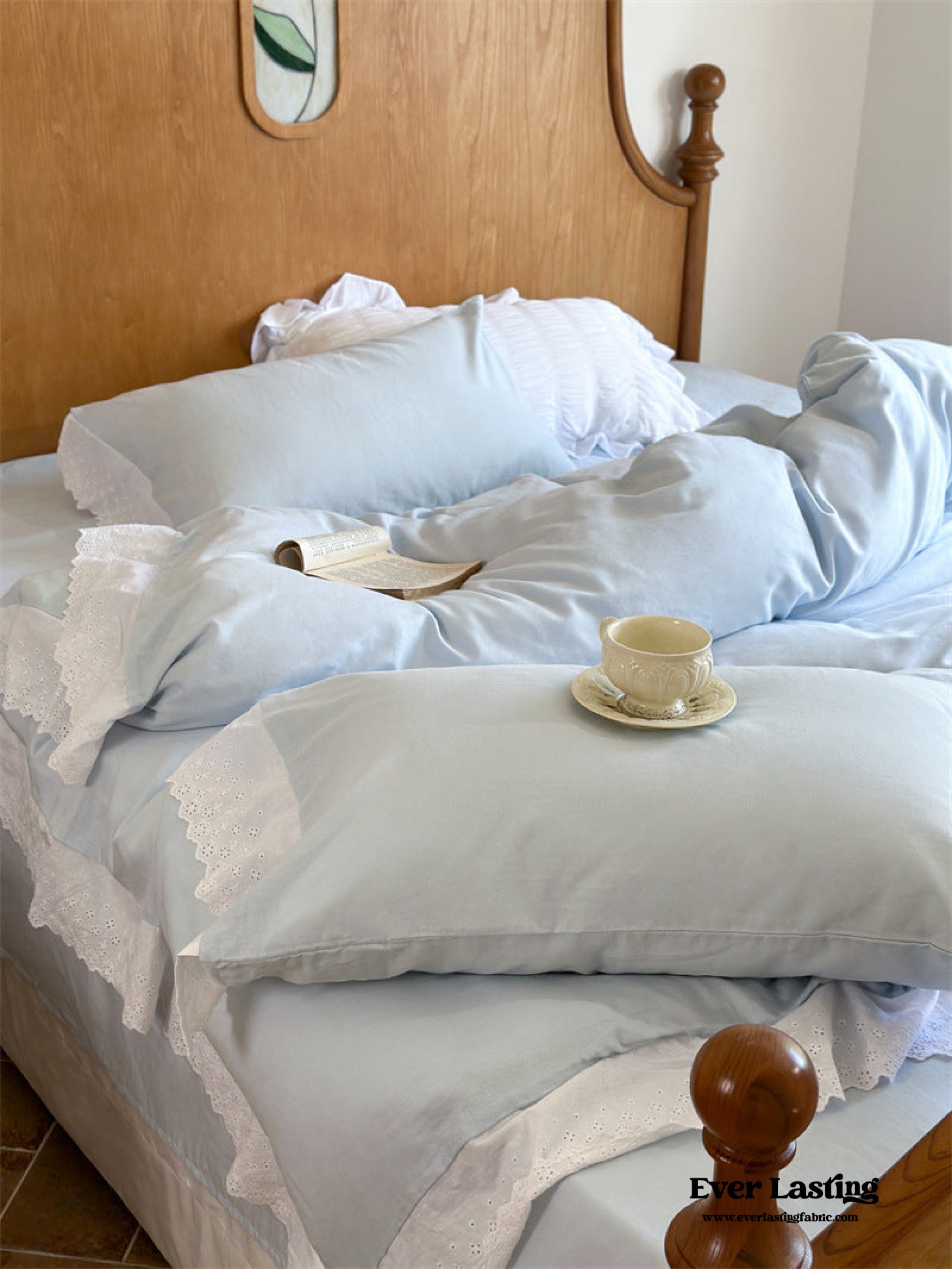 White Ruffle Lace Bedding Set - Pink