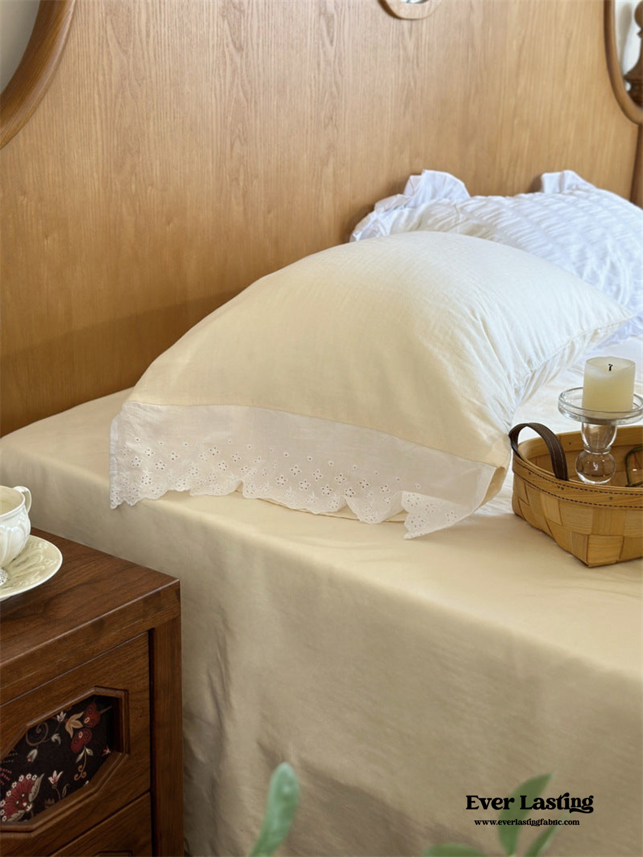White Ruffle Lace Bedding Set - Pink