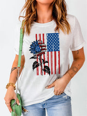 Camiseta con girasol y bandera estadounidense 