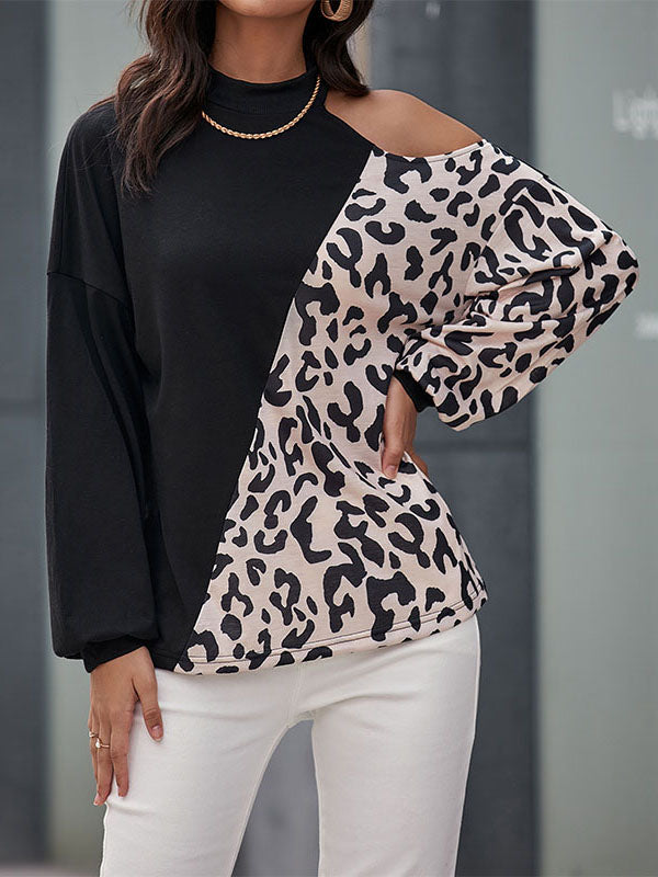 Schulterfreies T-Shirt mit Leopardenmuster 