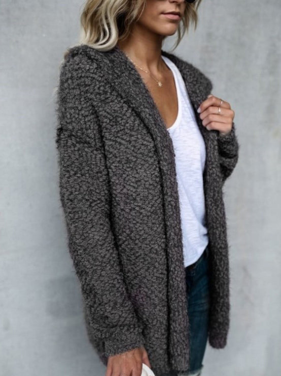 Strickjacke mit Kapuze