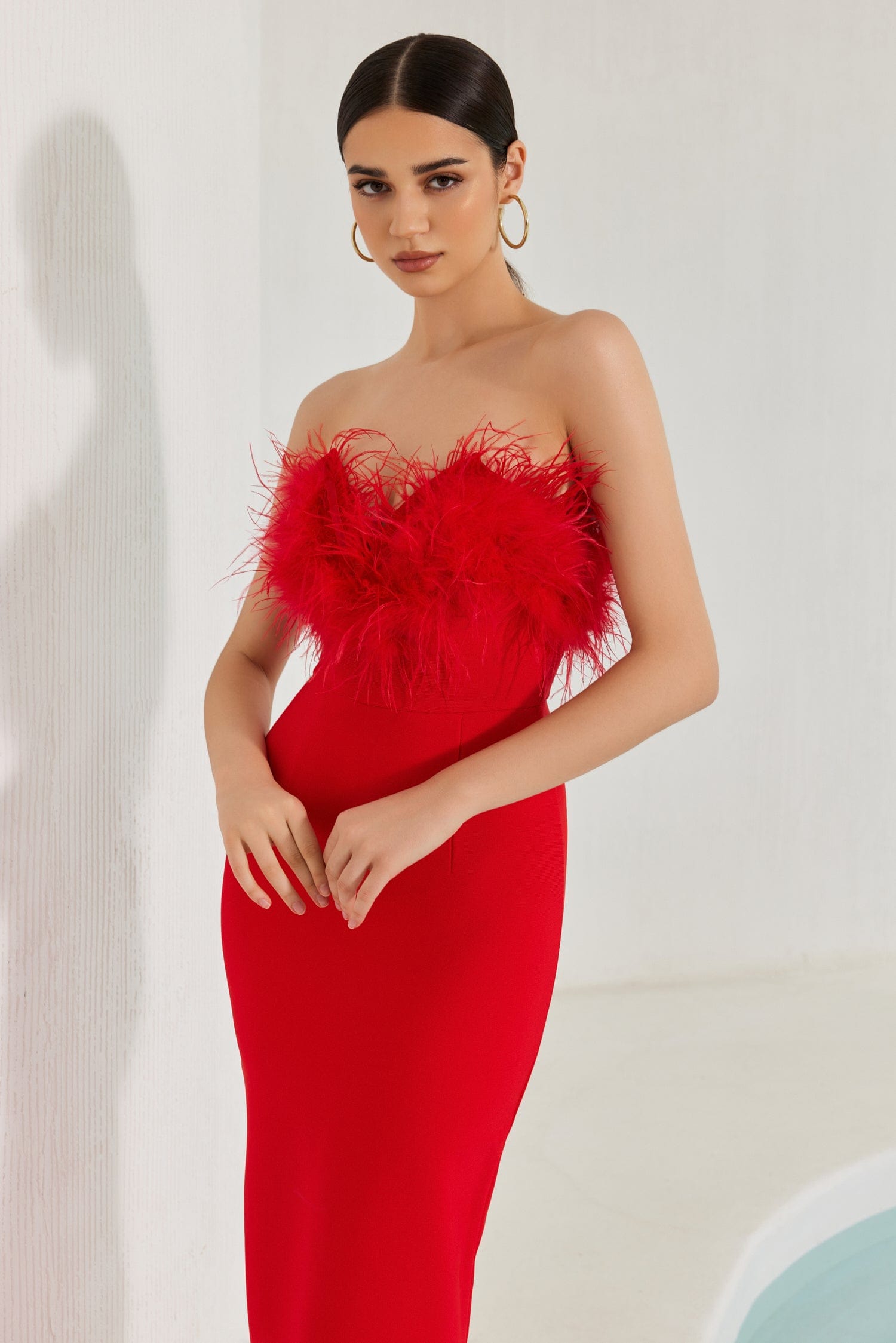 Vestido maxi vendaje con borlas de plumas de Díaz - Rojo