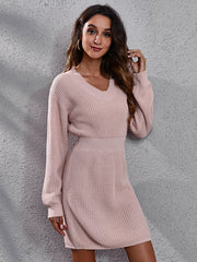 V-Neck long sleeve knitted dress