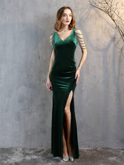 Elegant V-neck evening dress