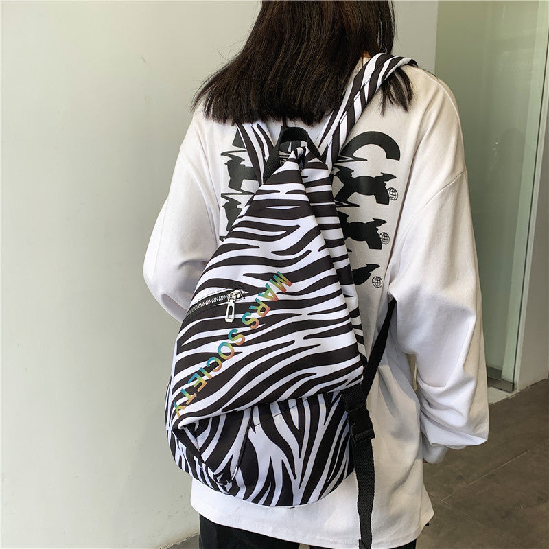 Women's Fashion casual trend  large capacity backpack