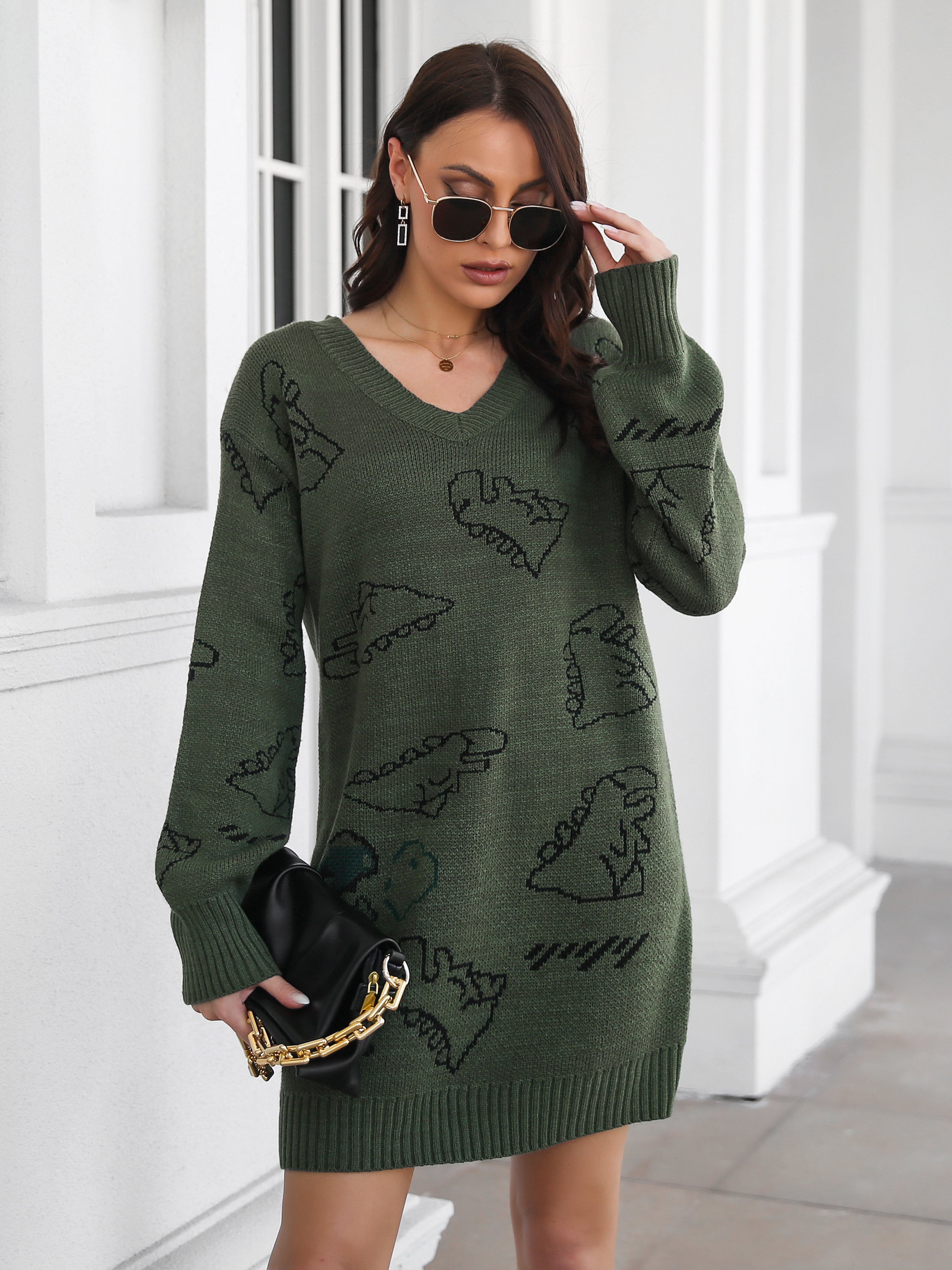 V-neck loose knit dress