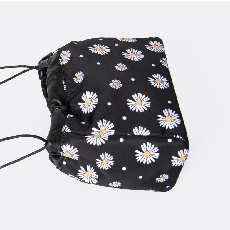 Small Daisy Crossbody Polyester Cloth Bag
