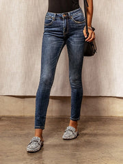 Hip Jeans With Small Feet