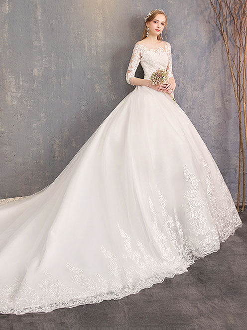 Hepburn Wedding Dress with Lace Mid-sleeves and Large Tail