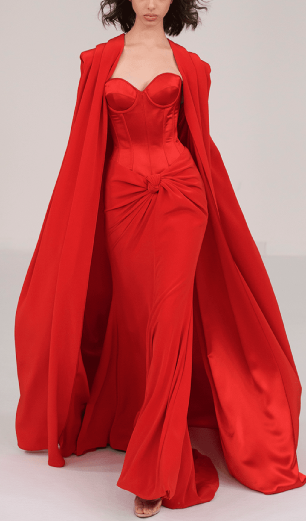 Vestido de dos piezas con corsé sin tirantes en rojo 