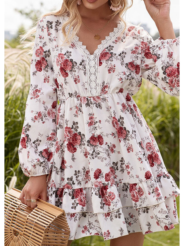 Vestido floral con cuello en V 