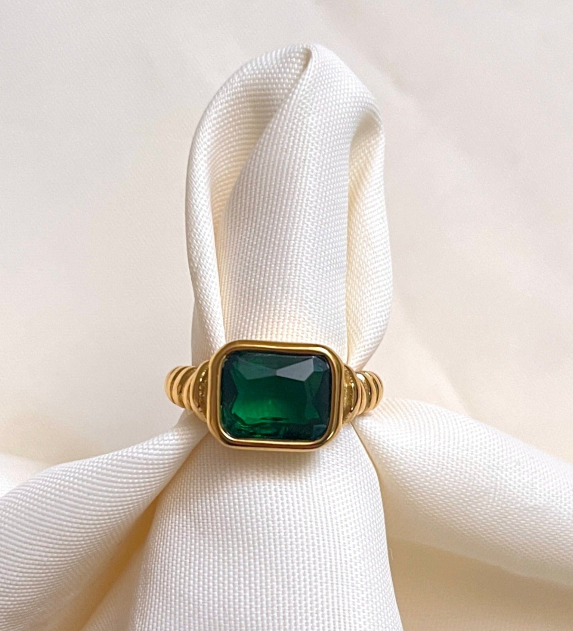 Audrey Ring Emerald