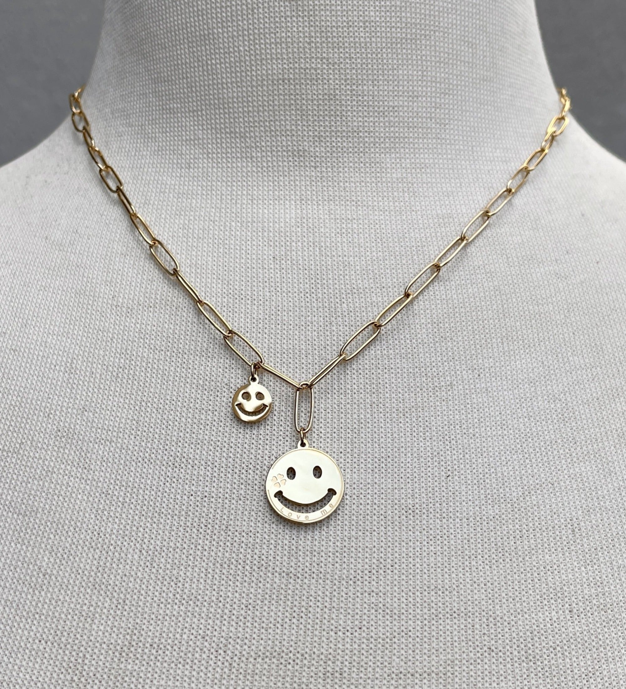 Collar Love Me