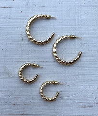 Aros pequeños con giro francés