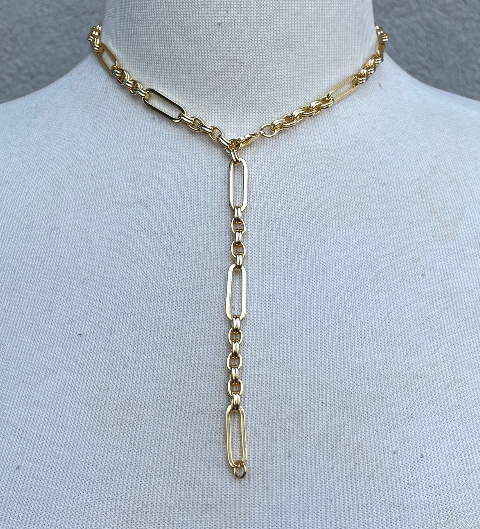 Collar Delaney