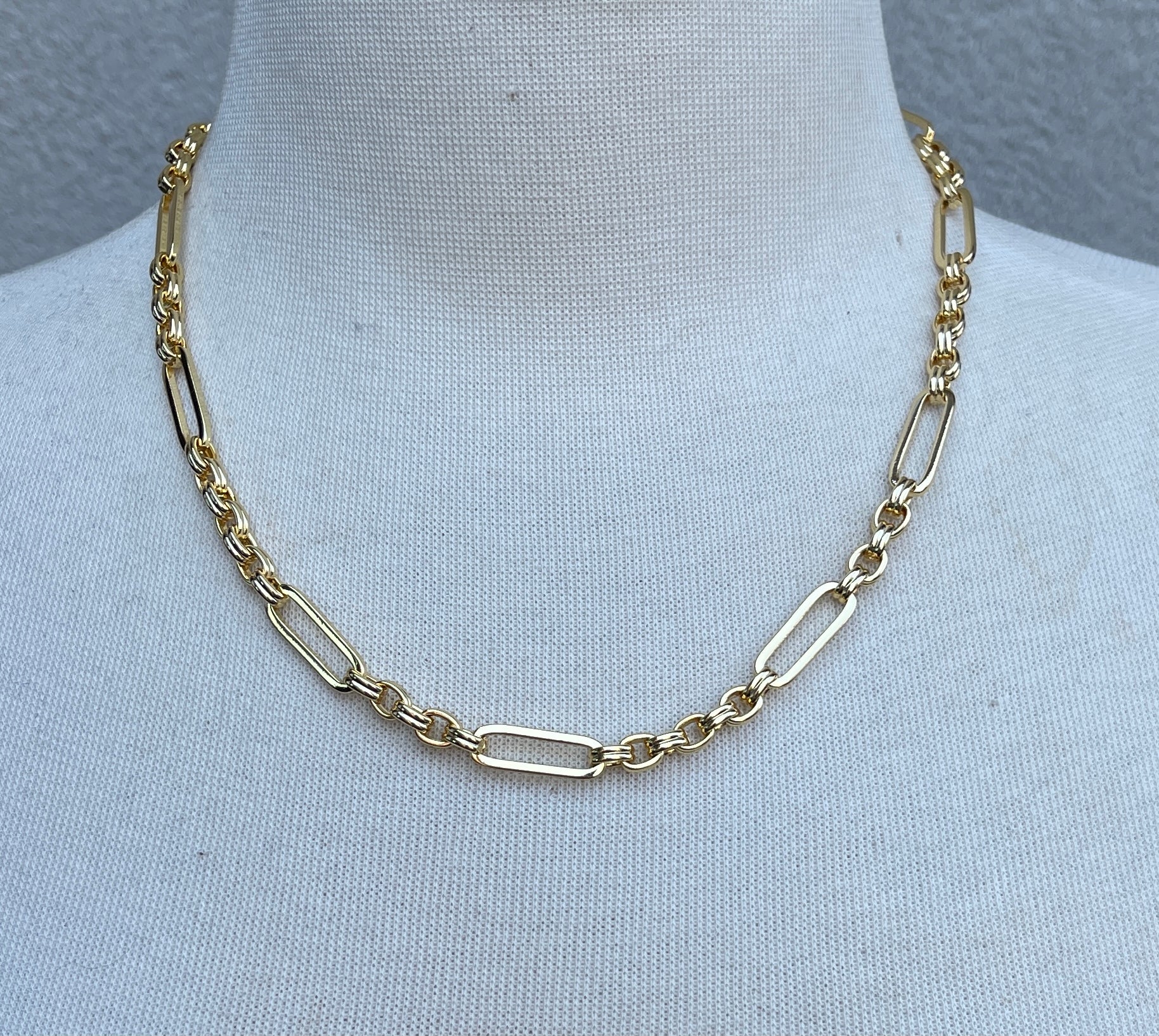 Collar Delaney
