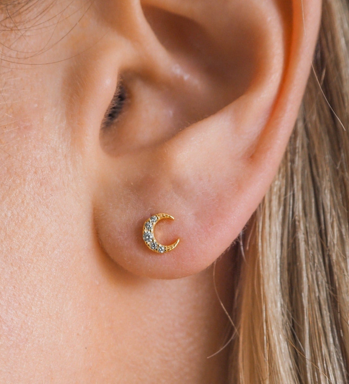 Luna Studs Gold