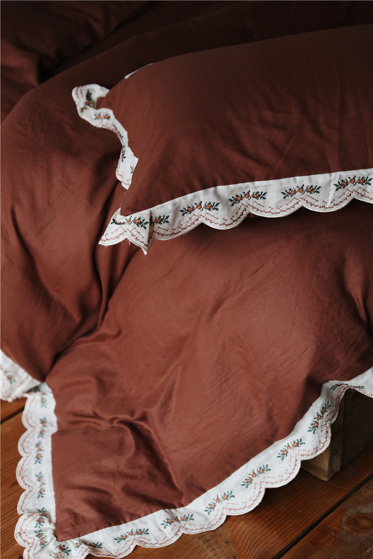 Dark Ruffle Bedding Set - Black