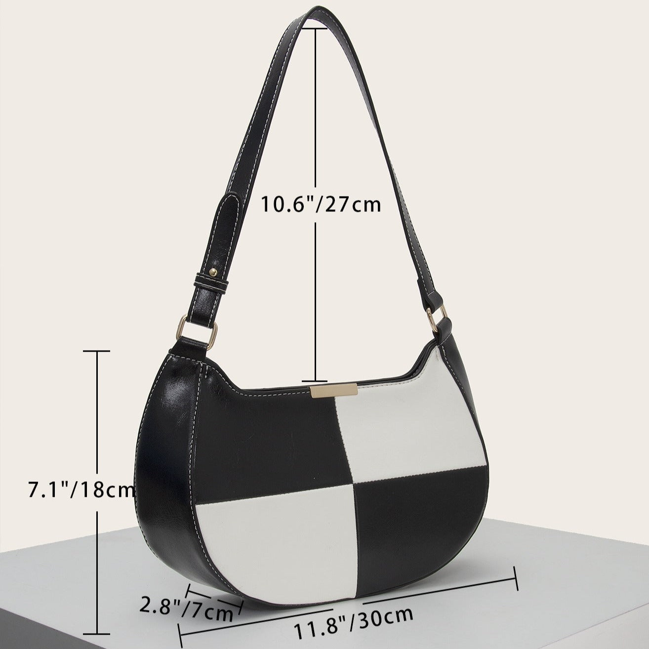 Black and white checkerboard single-shoulder handbags