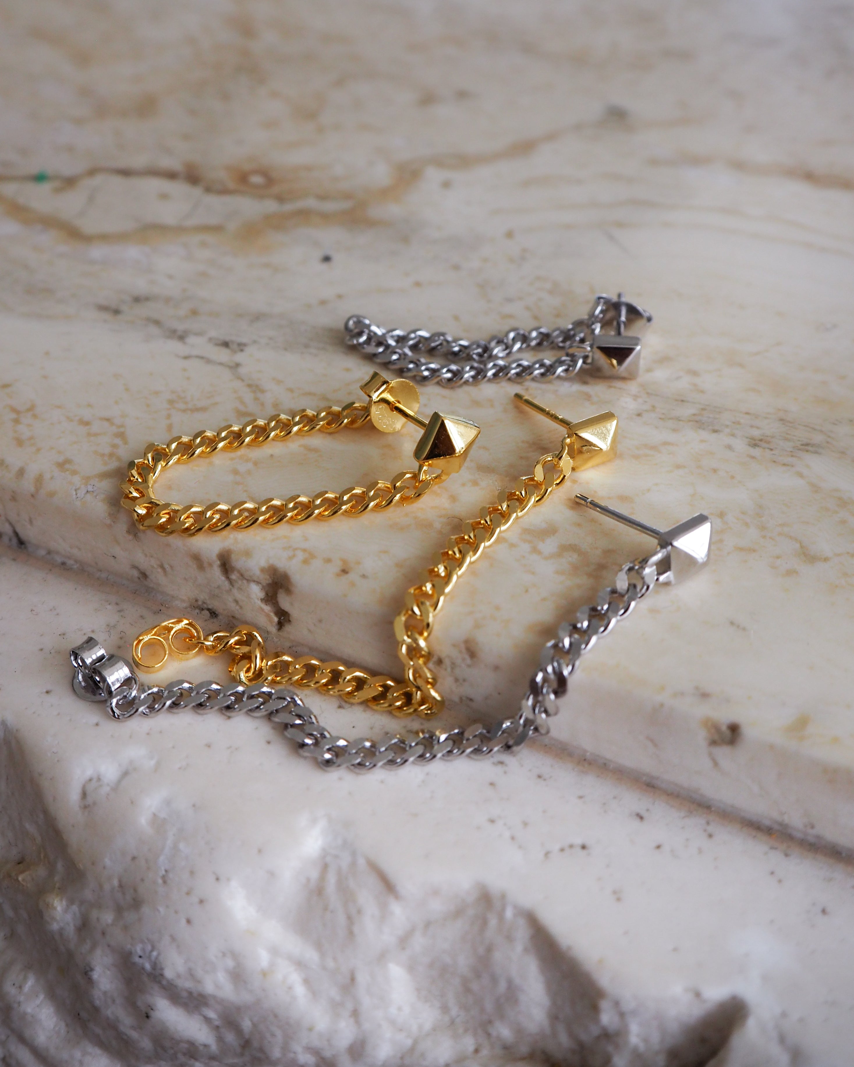Kinsley Earrings Gold