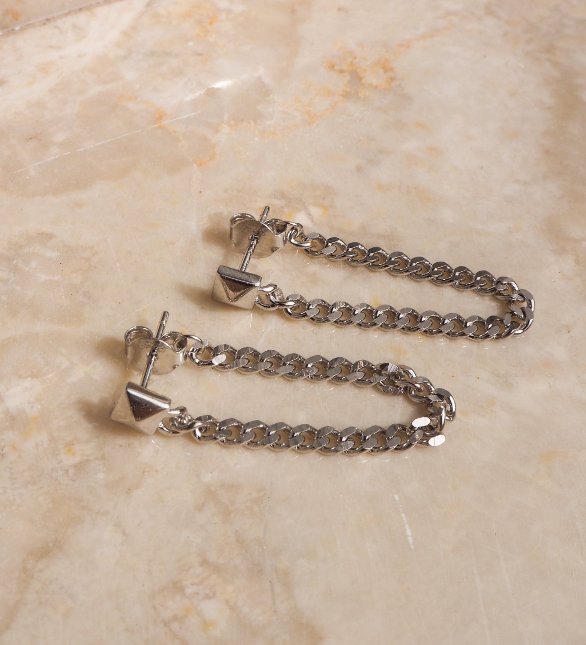 Kinsley Earrings Silver