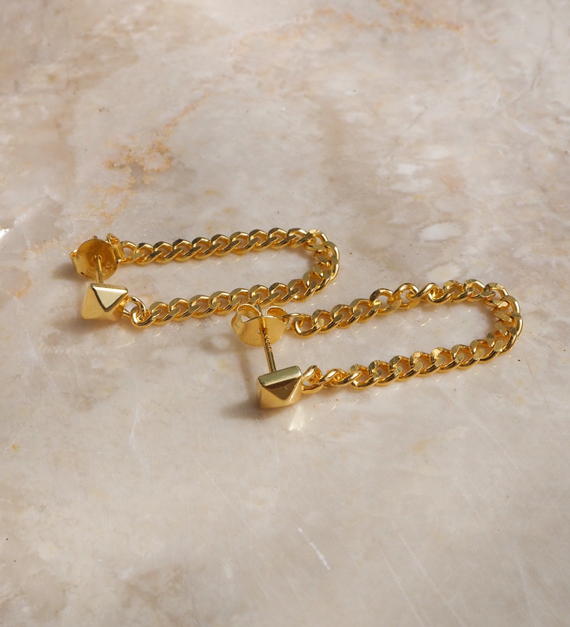 Kinsley Earrings Gold