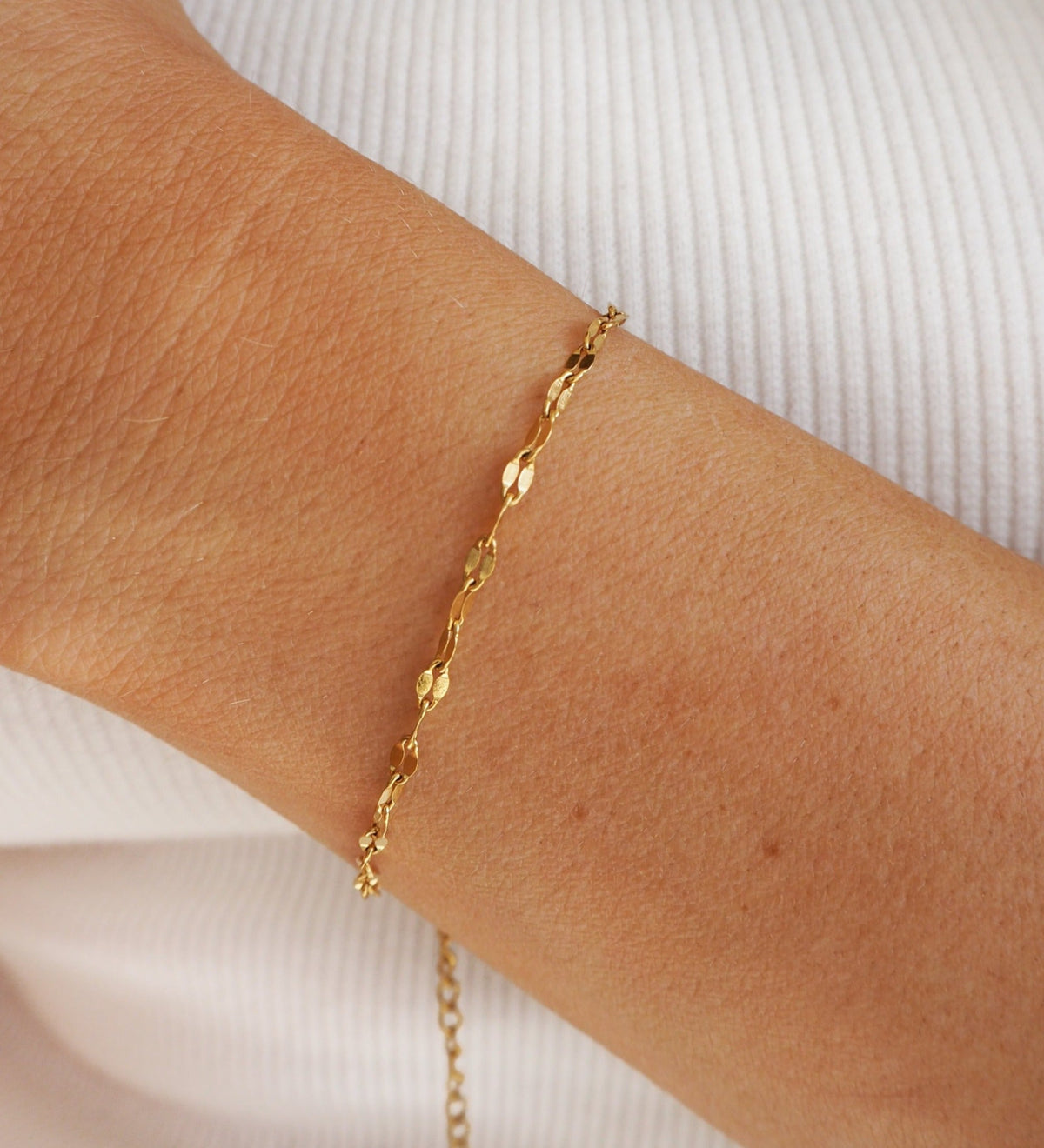 Schimmerndes Armband Gold