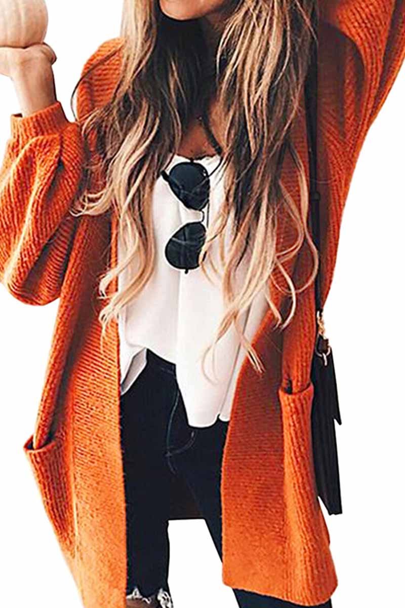 Lockere, lange orange Strickjacke