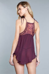 Camisola de encaje con cuello alto