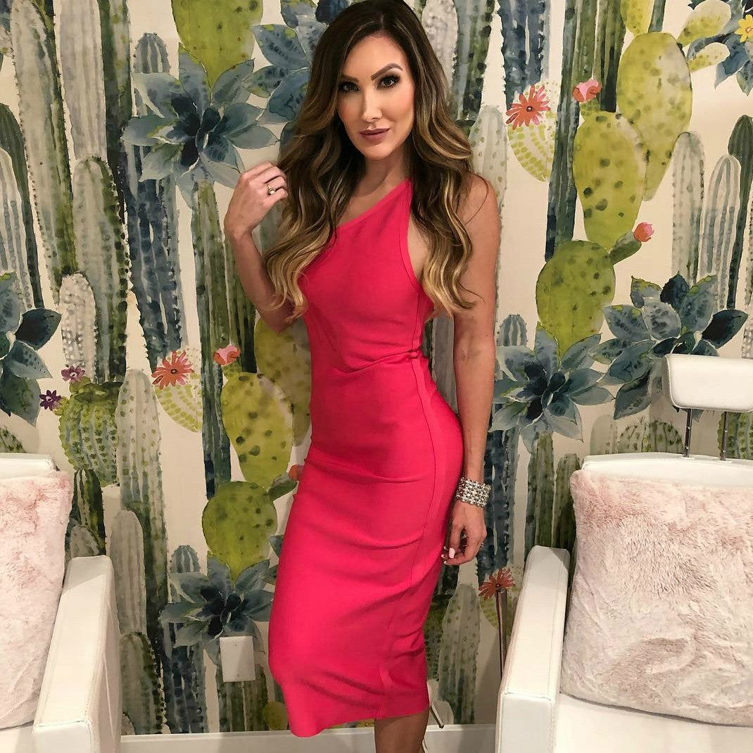 One Shoulder Sleeveless Asymmetrical Over Knee Bandage Dress HK054