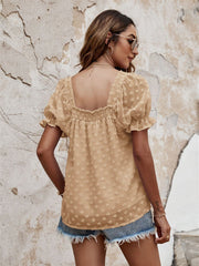 Top dulce de doble capa con cuello cuadrado en gasa jacquard 