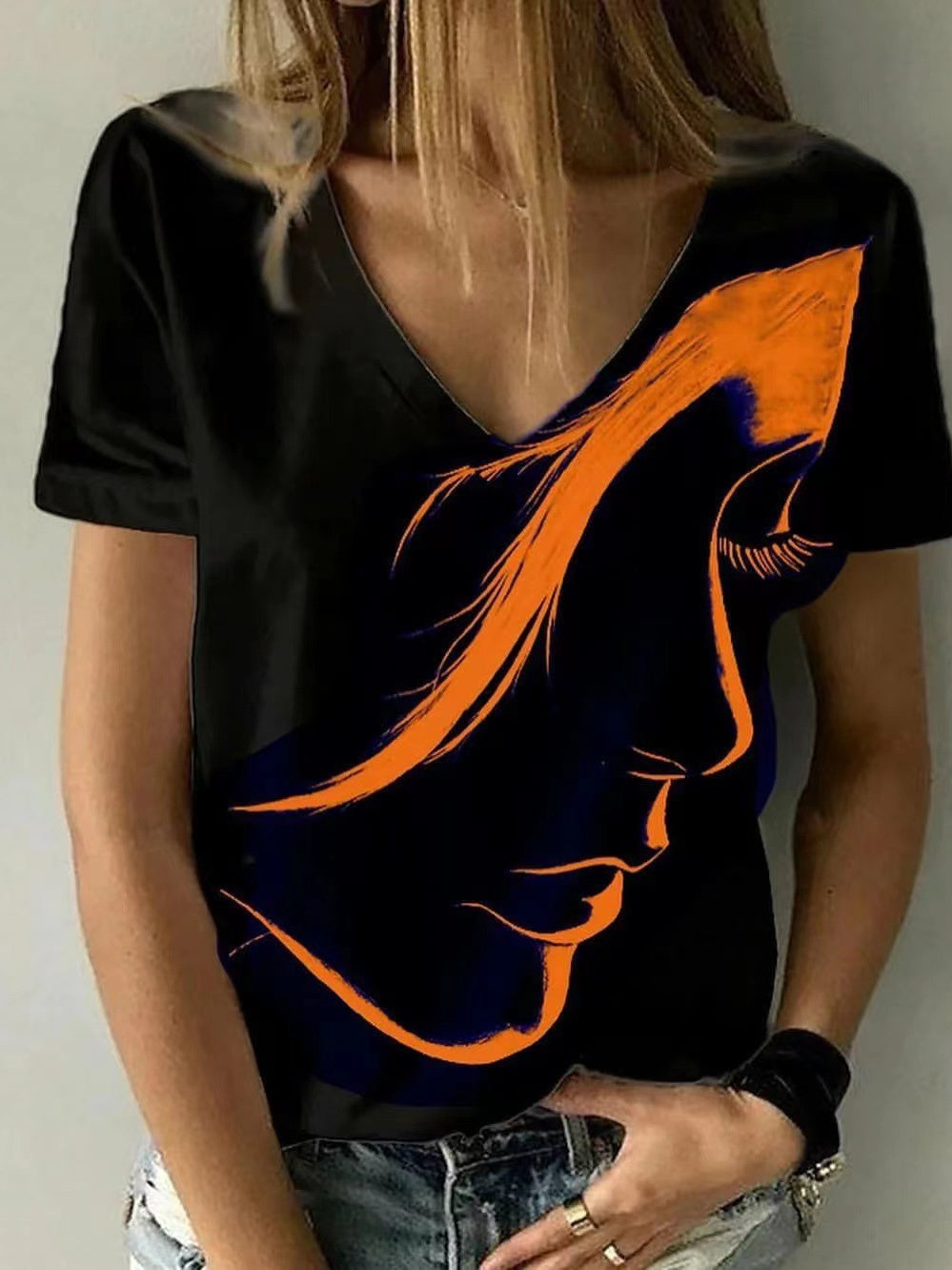 Camiseta básica de verano con cuello en V y estampado 3D de retrato abstracto para mujer 