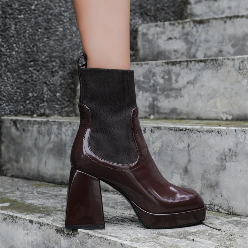 Toby Chunky Heel Chelsea Boots