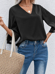 V-neck Pullover Lace-paneled Mid-sleeve Shirt