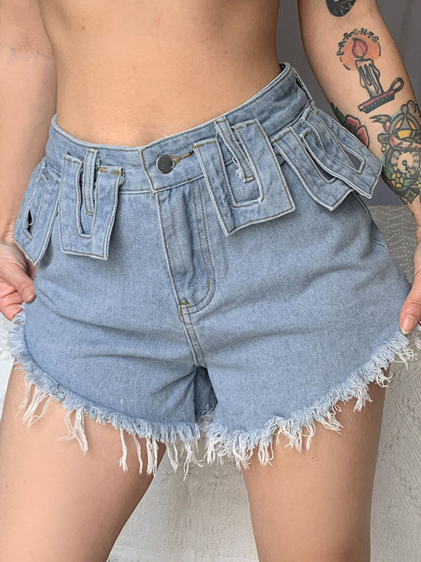 Distressed-Jeansshorts mit Fransenbündchen 