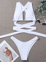 Sexy Bikini-Badeanzug in Volltonfarbe mit Cut-outs und Schnürung 