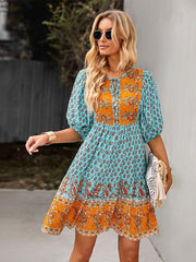 Vestido con estampado bohemio de moda