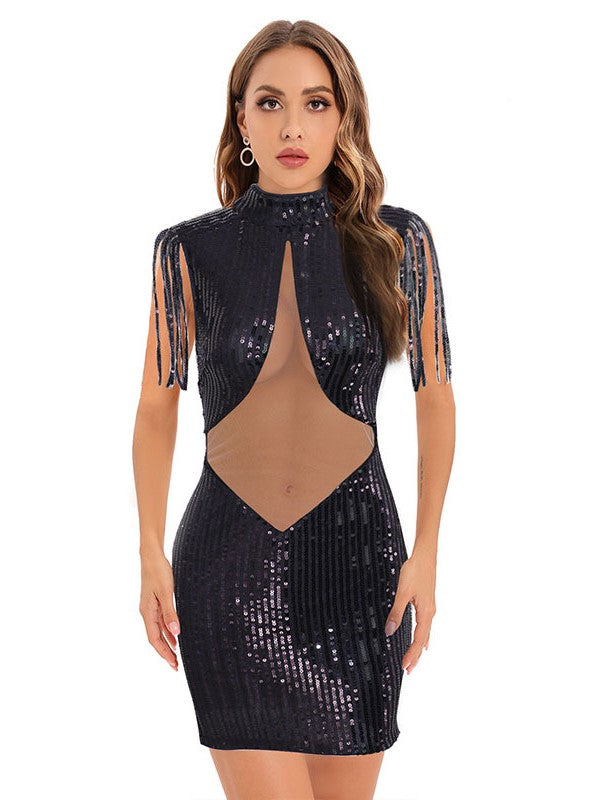 Elegante vestido de noche transparente con lentejuelas y flecos 